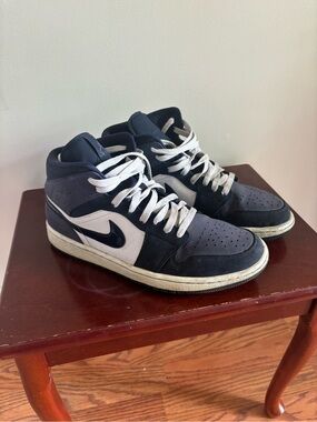 Jordan’s Midrise Sanded Purple M10